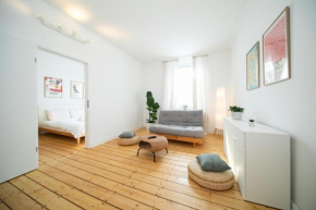 65 SQM Apartment - 2 Schlafzimmer - Balkon - Küche